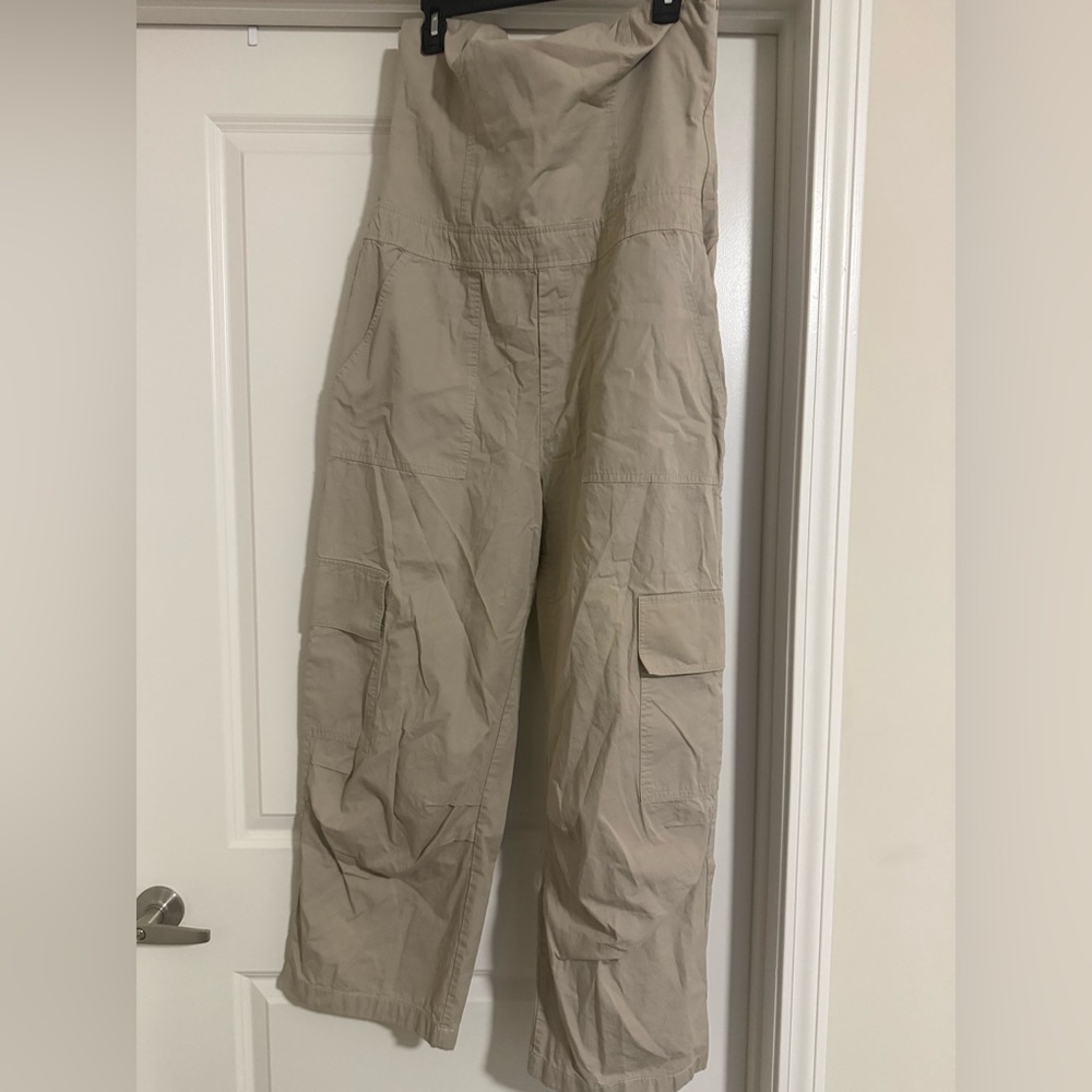 Zara Beige Utility Jumpsuit with Cargo Details. Size XL.